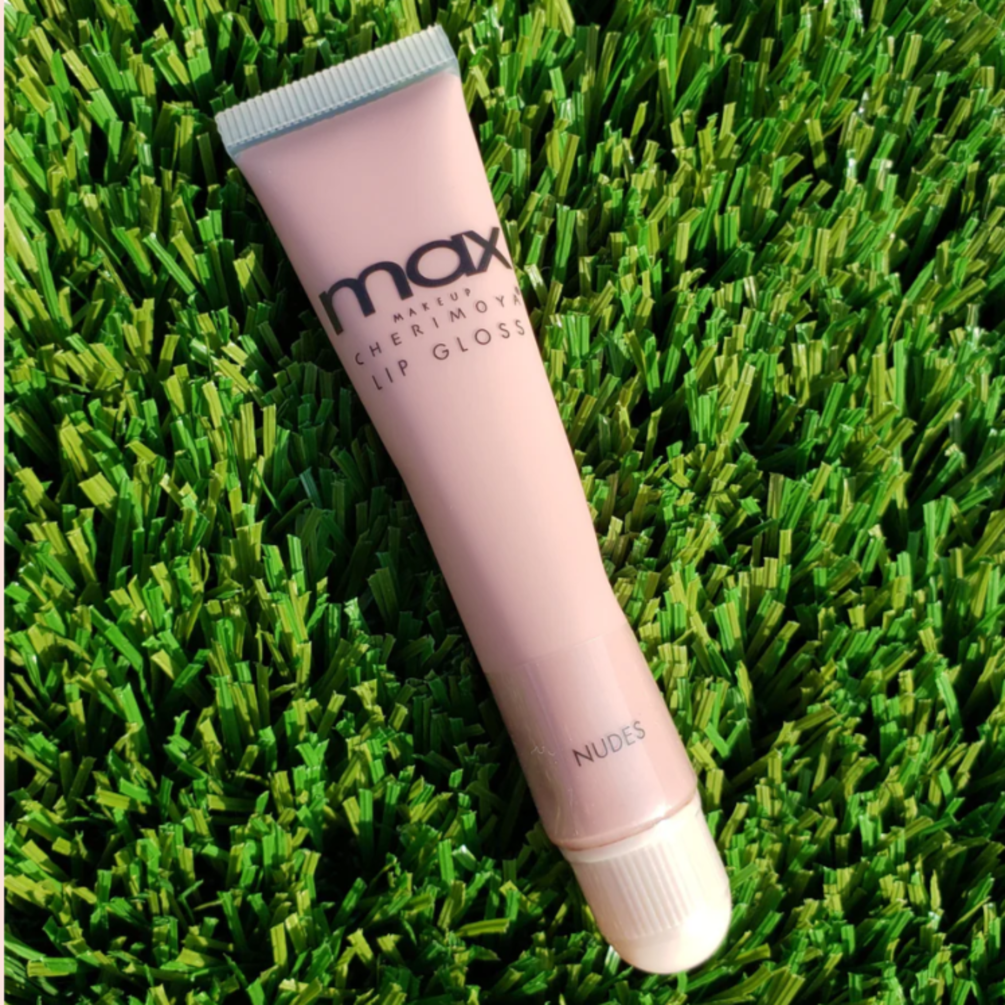 MAX lip gloss nude